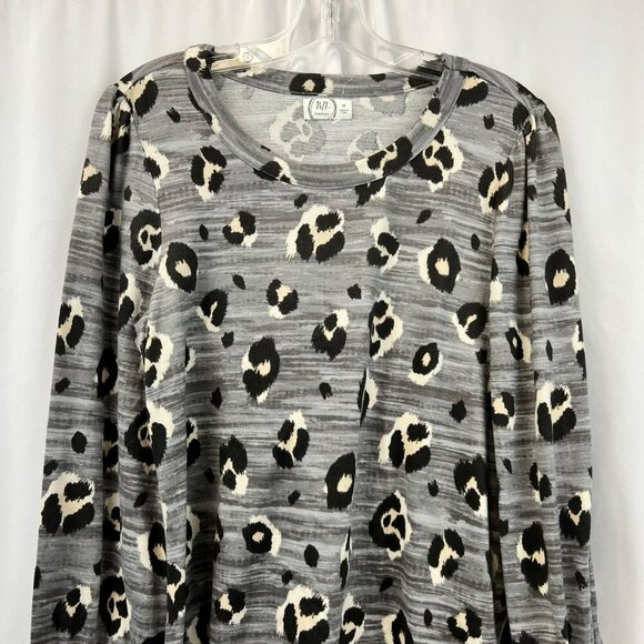 Maurices Womens Cheetah Print Top Long Sleeve Gray/Multi Size Medium Soft - Picture 2 of 8